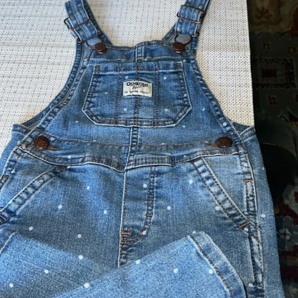 OshKosh B’gosh 4T Polka Dot Denim Overalls